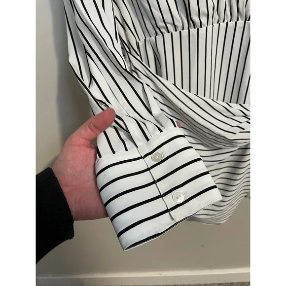 Abercrombie & Fitch Drapey Shirt Dress In White and Black Stripe Size Large - Picture 5 of 11